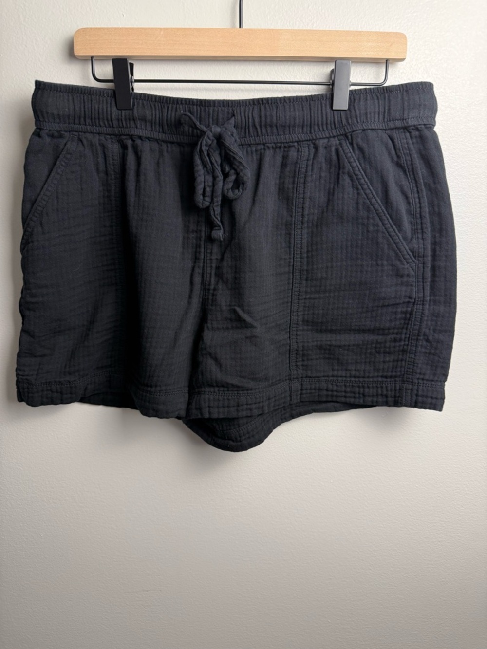 LOFT Black 100% Cotton Shorts with Drawstring Size L